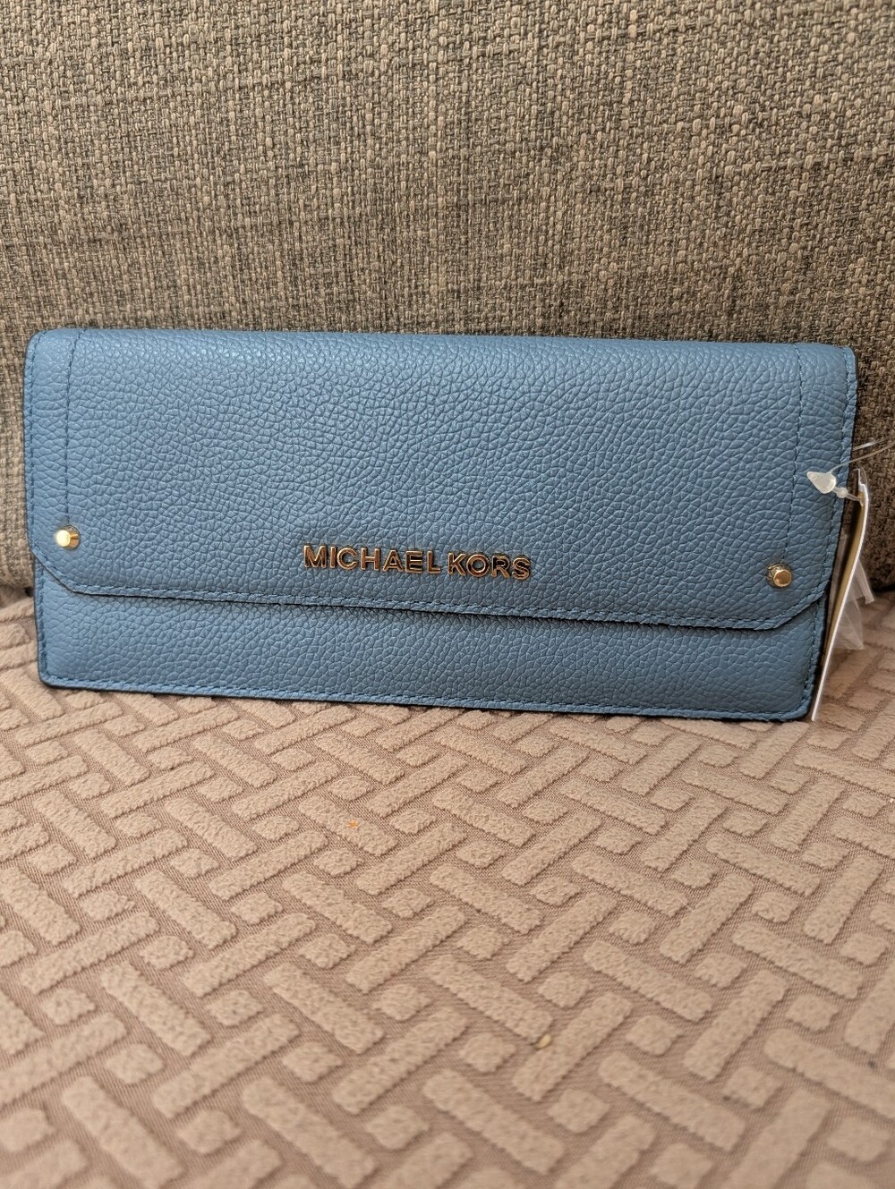 Michael Kors Hayes Pebbled Flat Wallet with Gold Hardware NWT